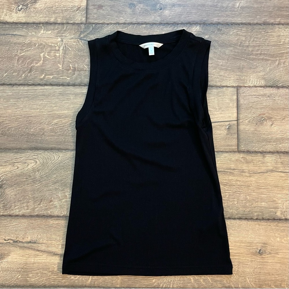 BR•Ribbed Top